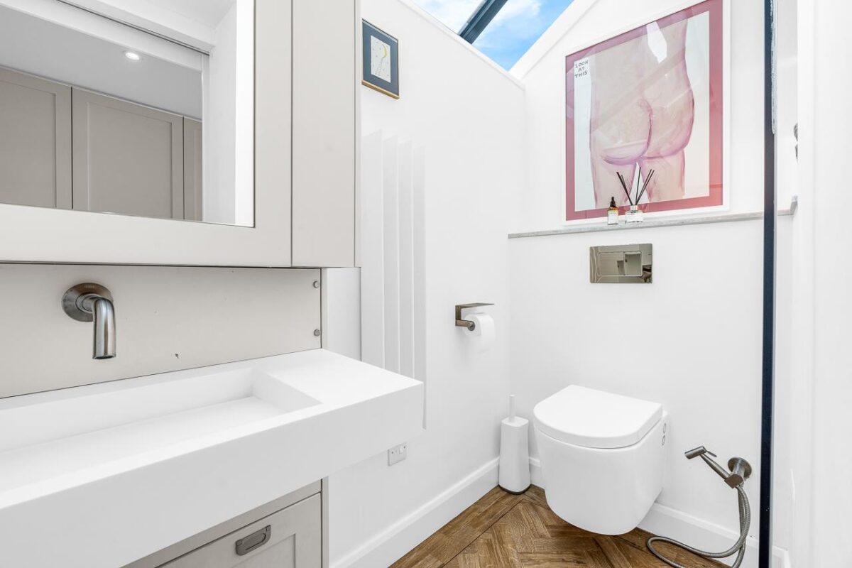 Rose Vale, Hoddesdon