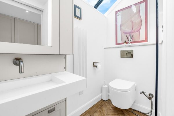 Rose Vale, Hoddesdon