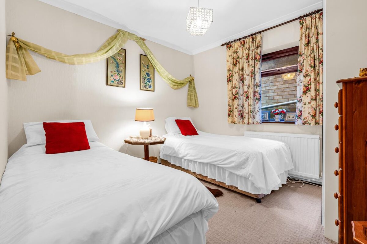 High Road, Stapleford, Hertford