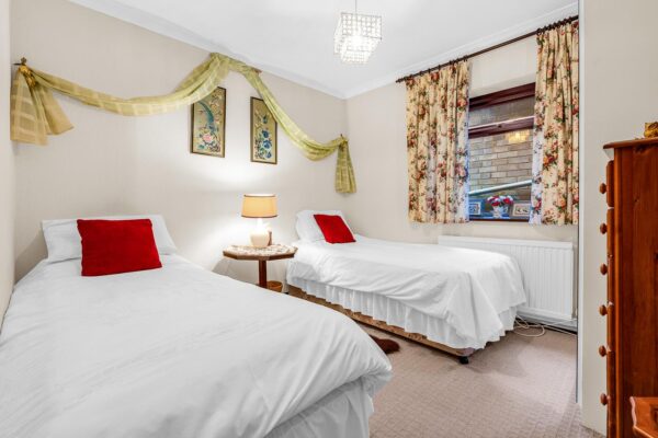 High Road, Stapleford, Hertford