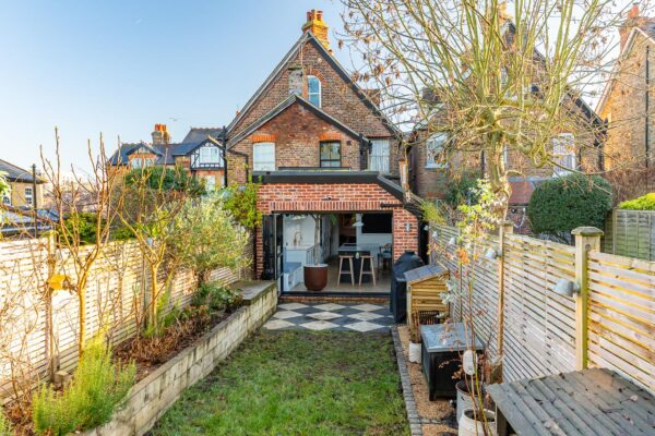 Rose Vale, Hoddesdon