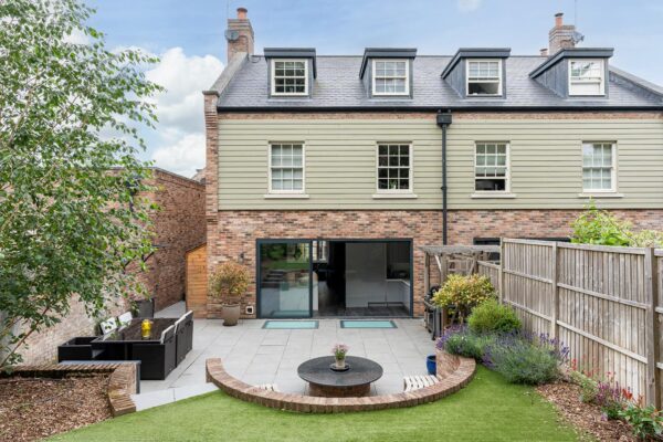 White Horse Close, Hertingfordbury, Hertford