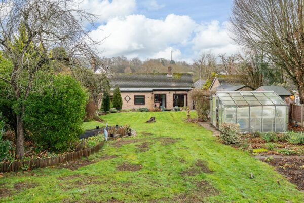 High Road, Stapleford, Hertford