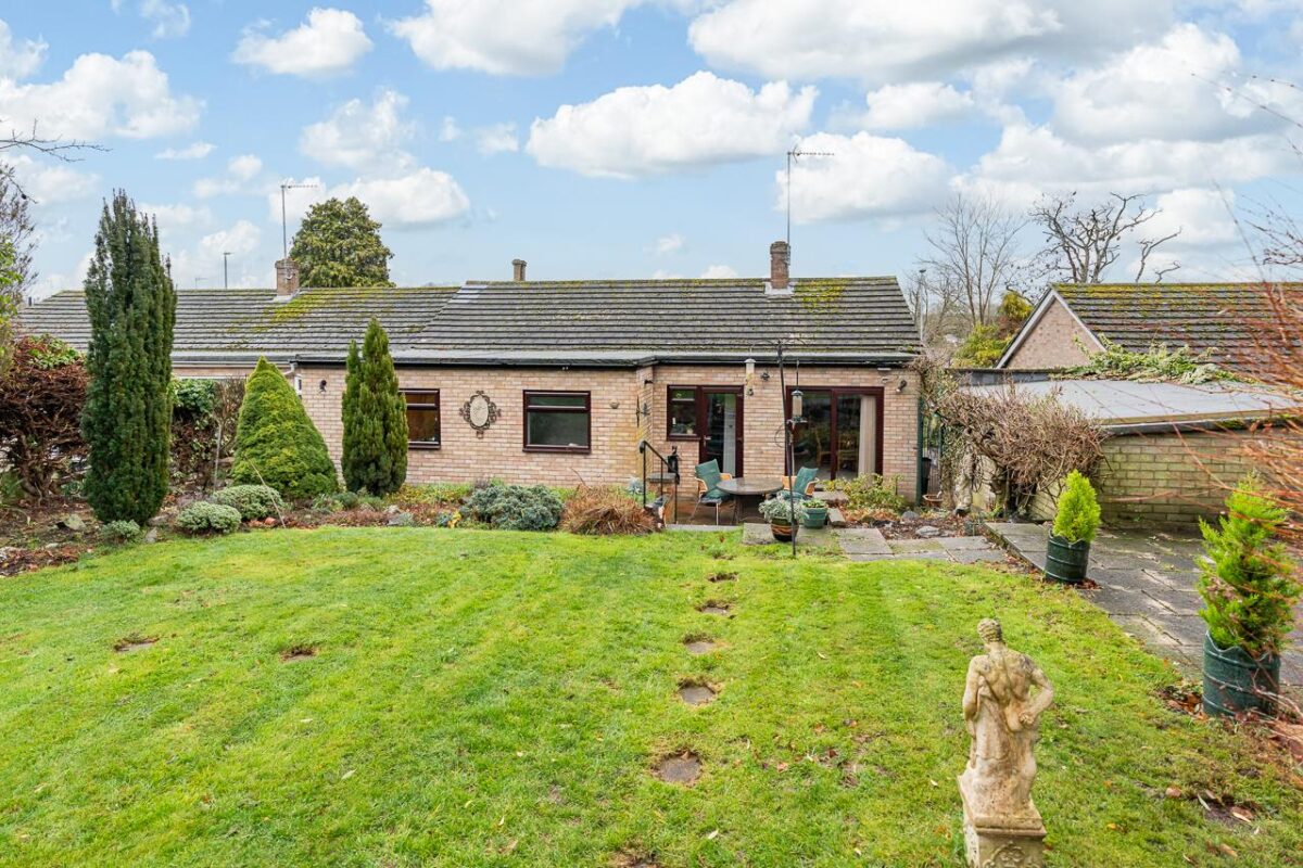 High Road, Stapleford, Hertford