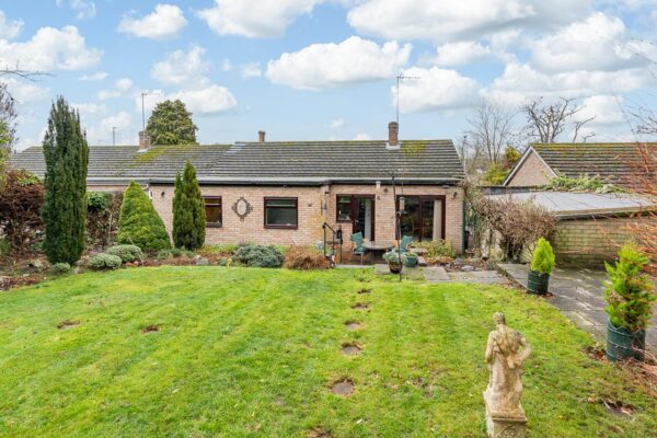 High Road, Stapleford, Hertford