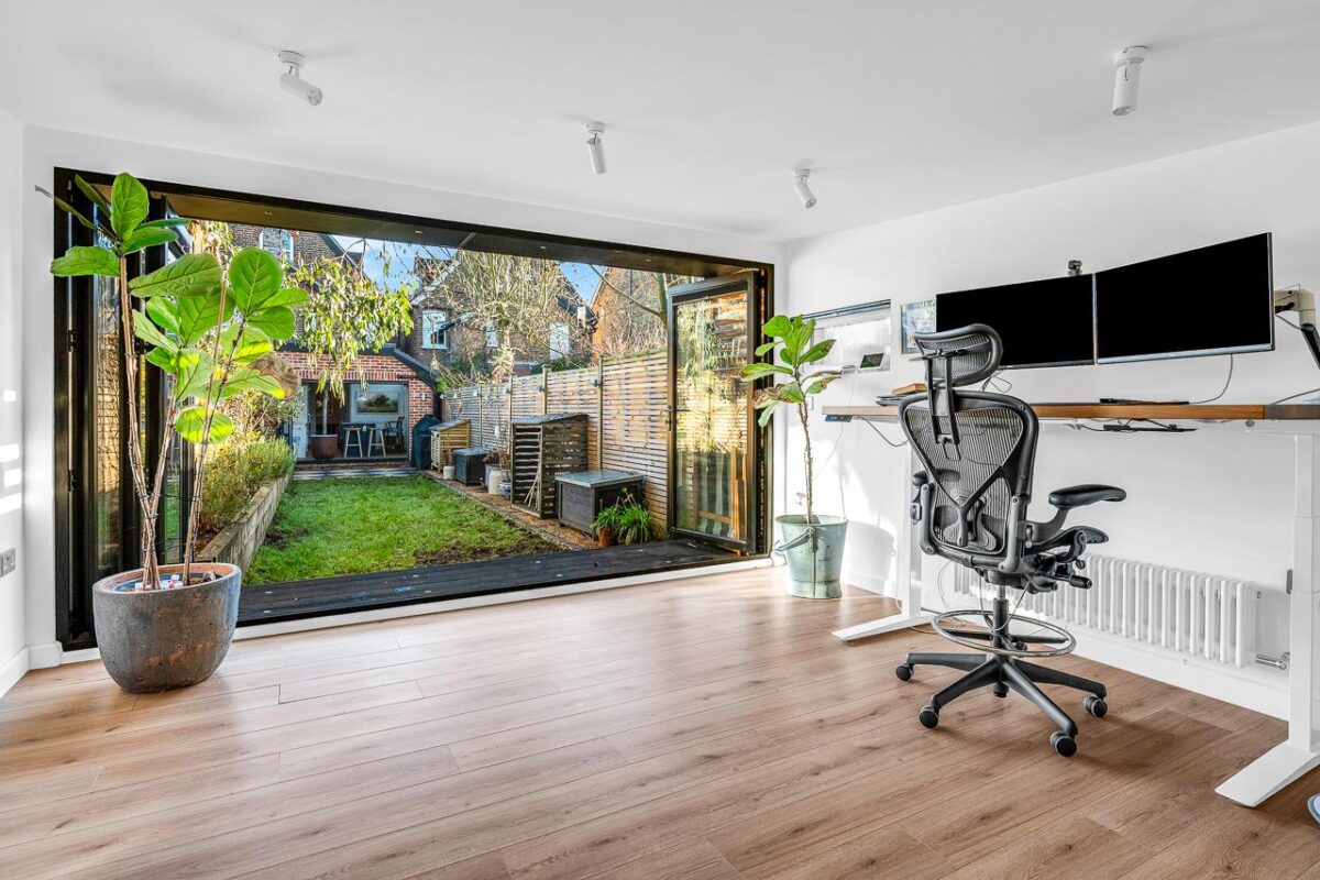 Rose Vale, Hoddesdon