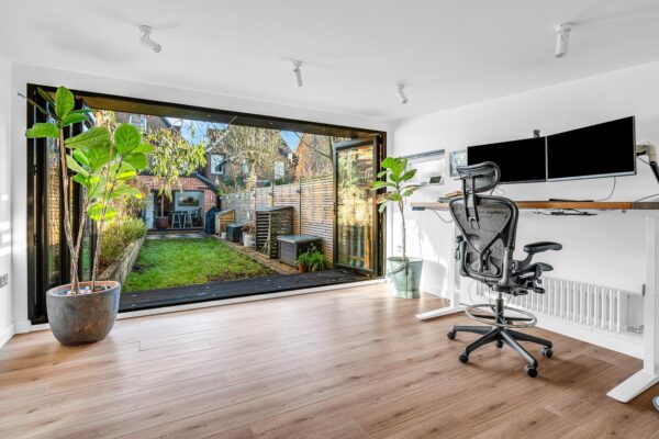 Rose Vale, Hoddesdon