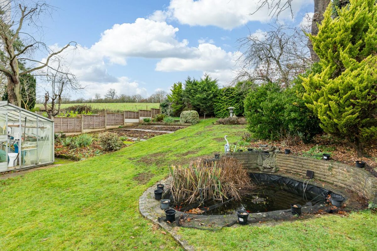 High Road, Stapleford, Hertford