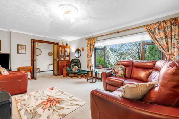 High Road, Stapleford, Hertford