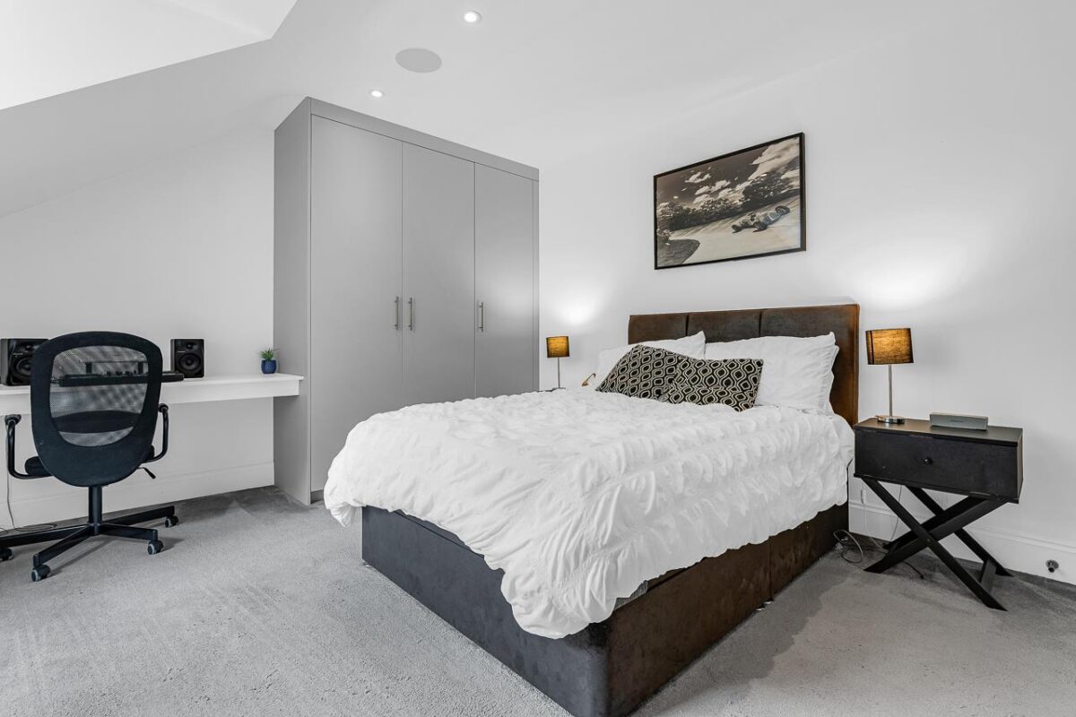 White Horse Close, Hertingfordbury, Hertford