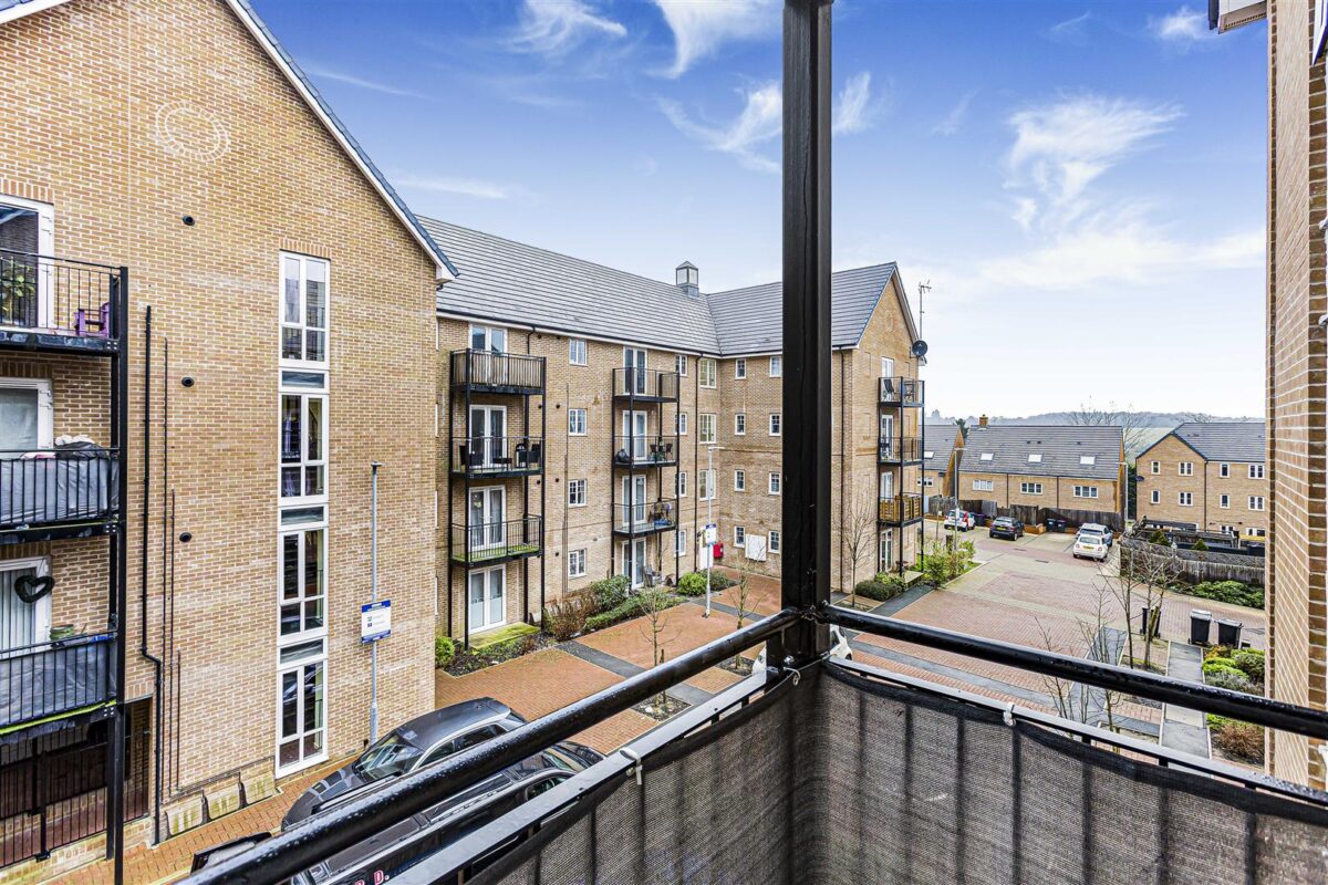 Arnold Close, Hertford