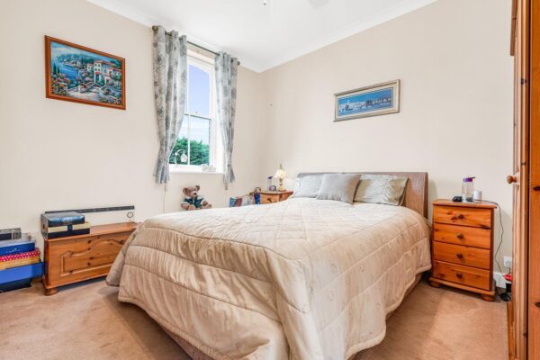 Courtyard Mews, Chapmore End, Ware