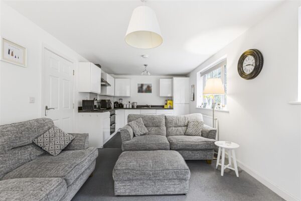 Arnold Close, Hertford