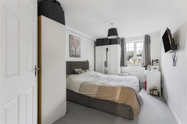 Arnold Close, Hertford