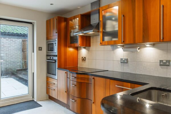 Links Avenue, Hertford