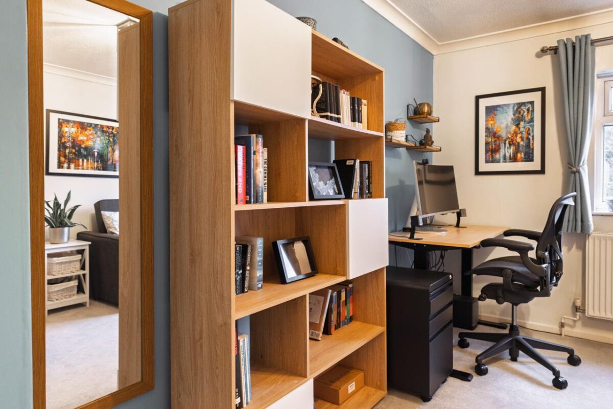 Links Avenue, Hertford