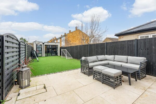 Currie Street, Hertford