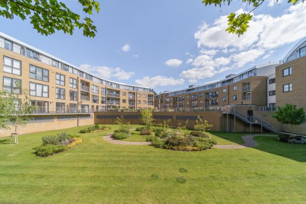 Smeaton Court, Hertford