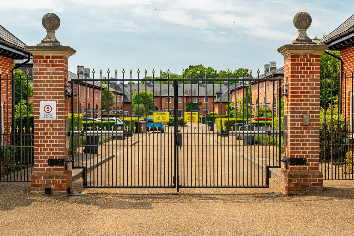 Willis Grove, Balls Park, Hertford