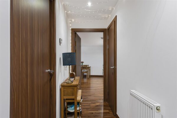 Smeaton Court, Hertford