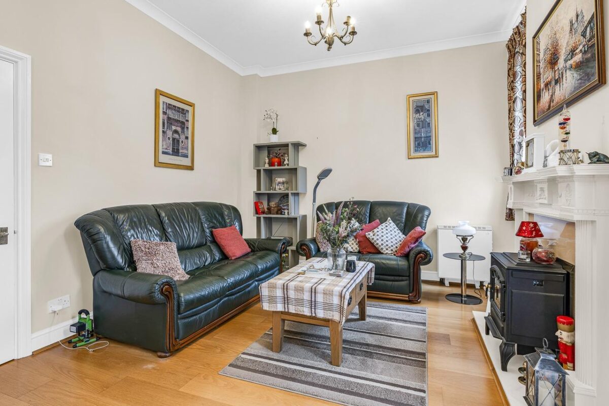 Courtyard Mews, Chapmore End, Ware