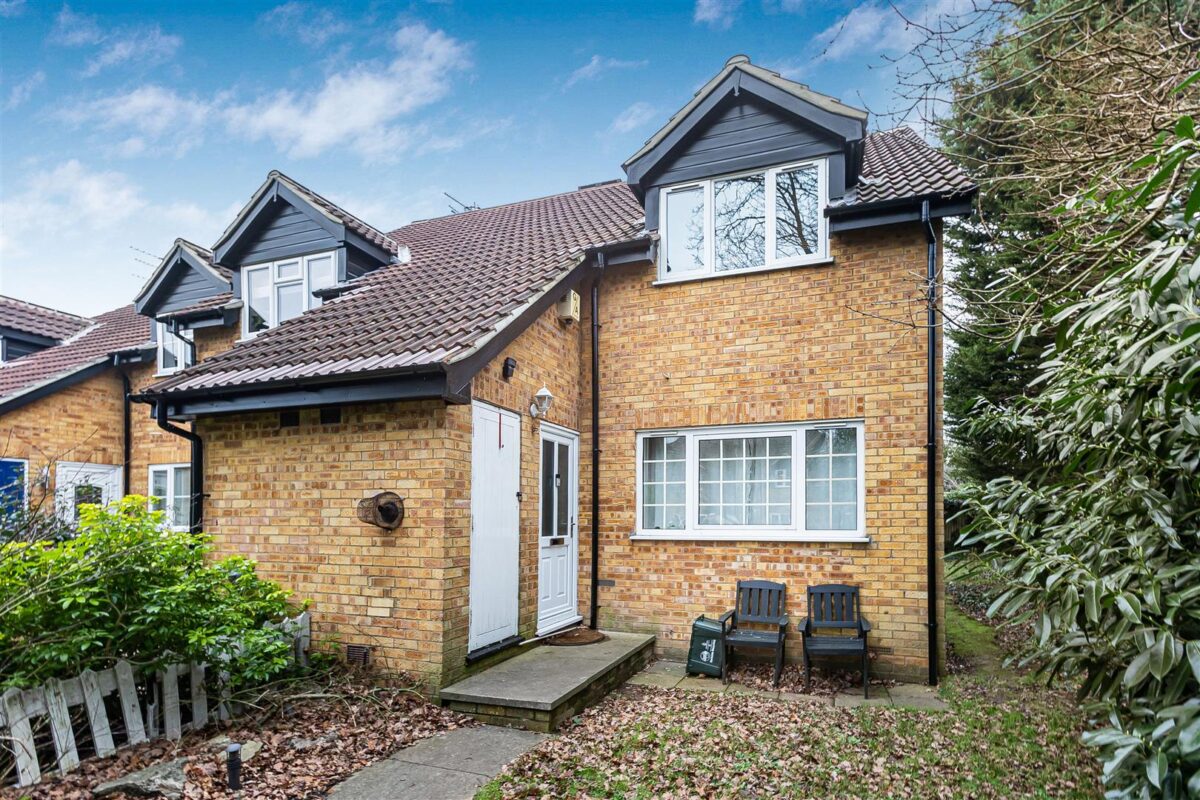 Halleys Ridge, Hertford