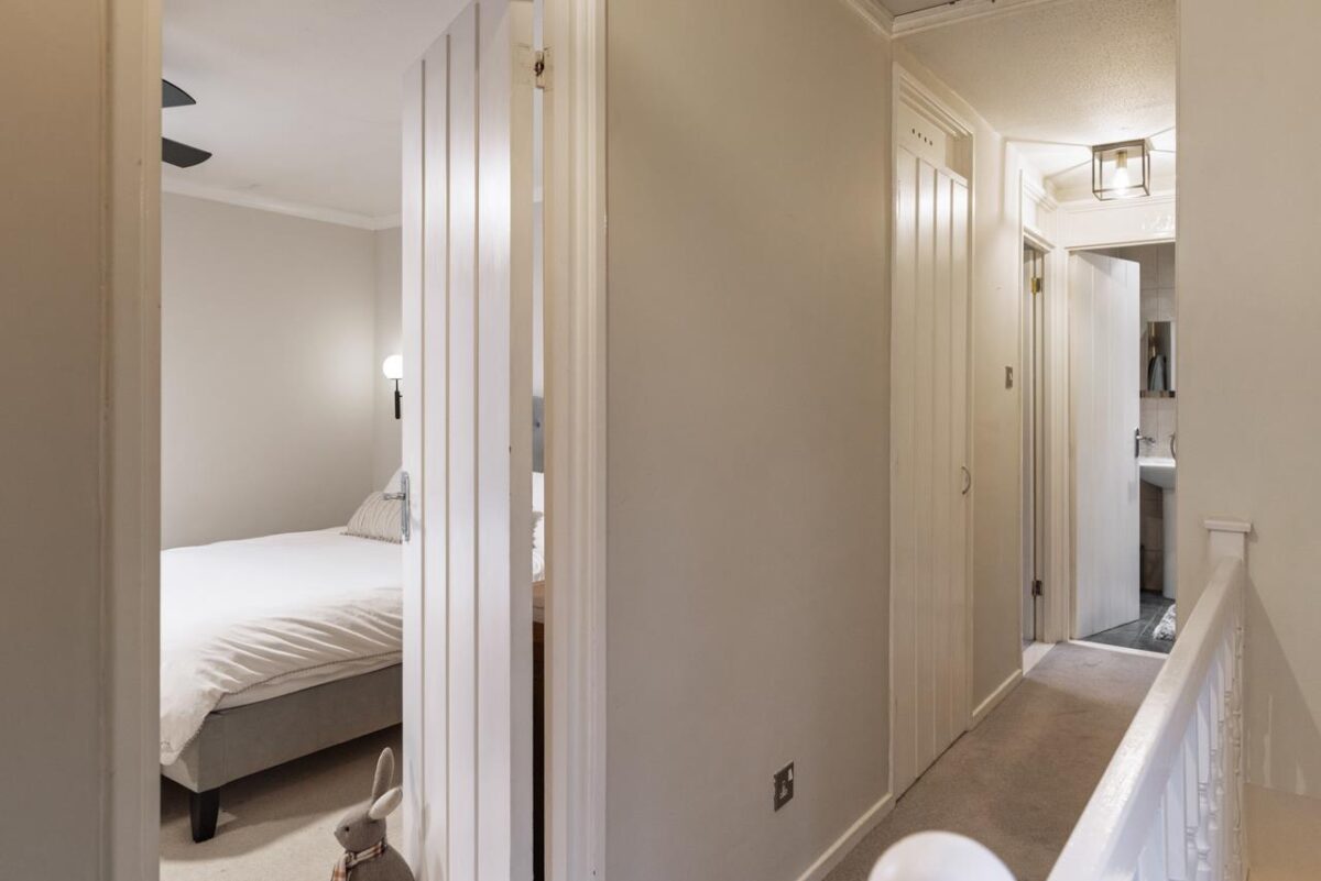 Links Avenue, Hertford