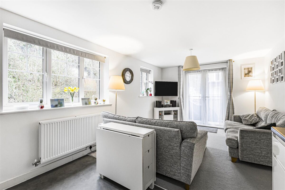 Arnold Close, Hertford