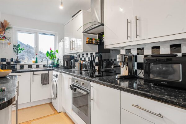 Willowmead, Hertford