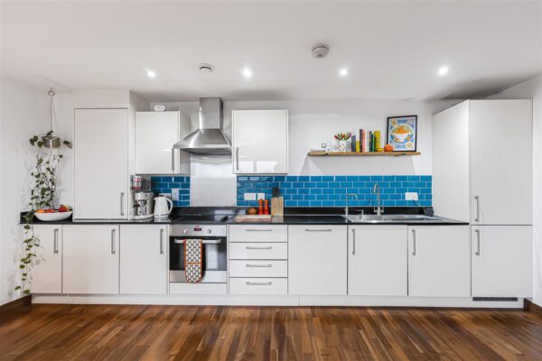 Smeaton Court, Hertford