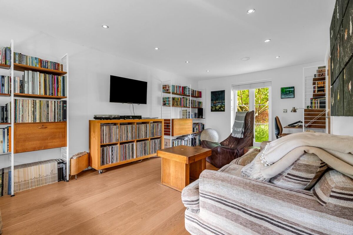 Willis Grove, Balls Park, Hertford