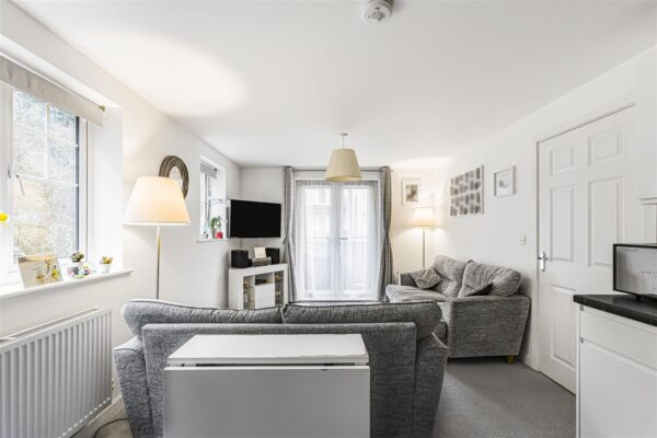 Arnold Close, Hertford