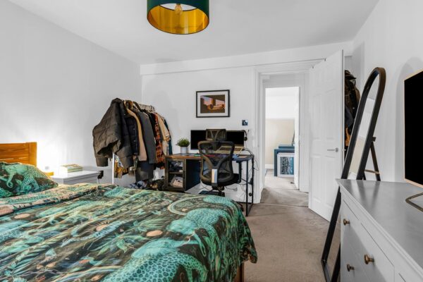 High Street, Stanstead Abbotts, Ware