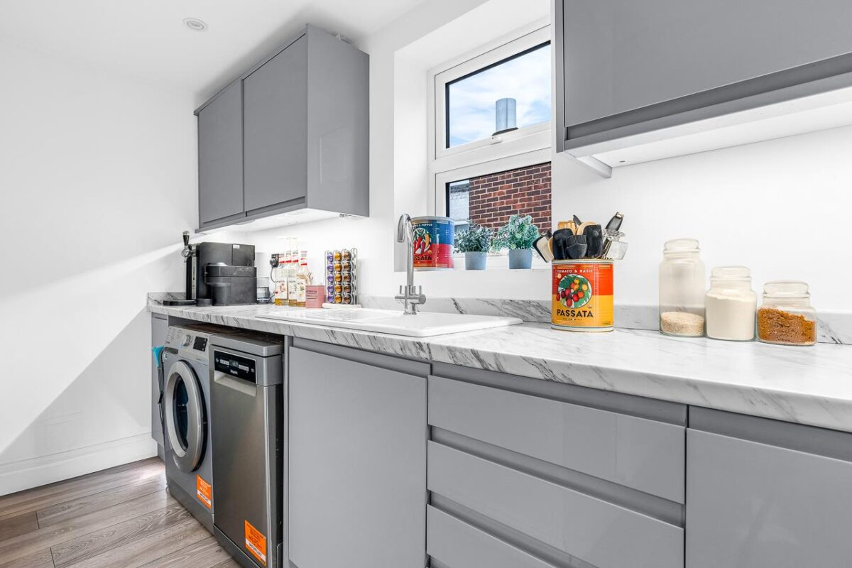 High Street, Stanstead Abbotts, Ware