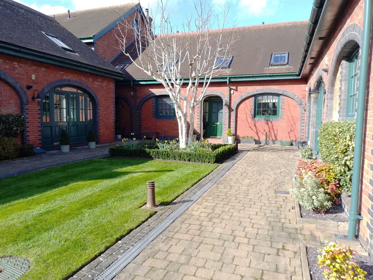 Brickendon Lane, Brickendon, Hertford