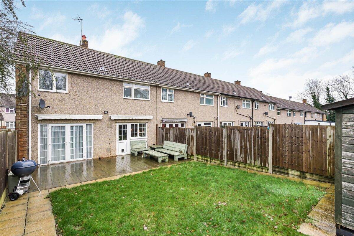 Sadlers Mead, Harlow