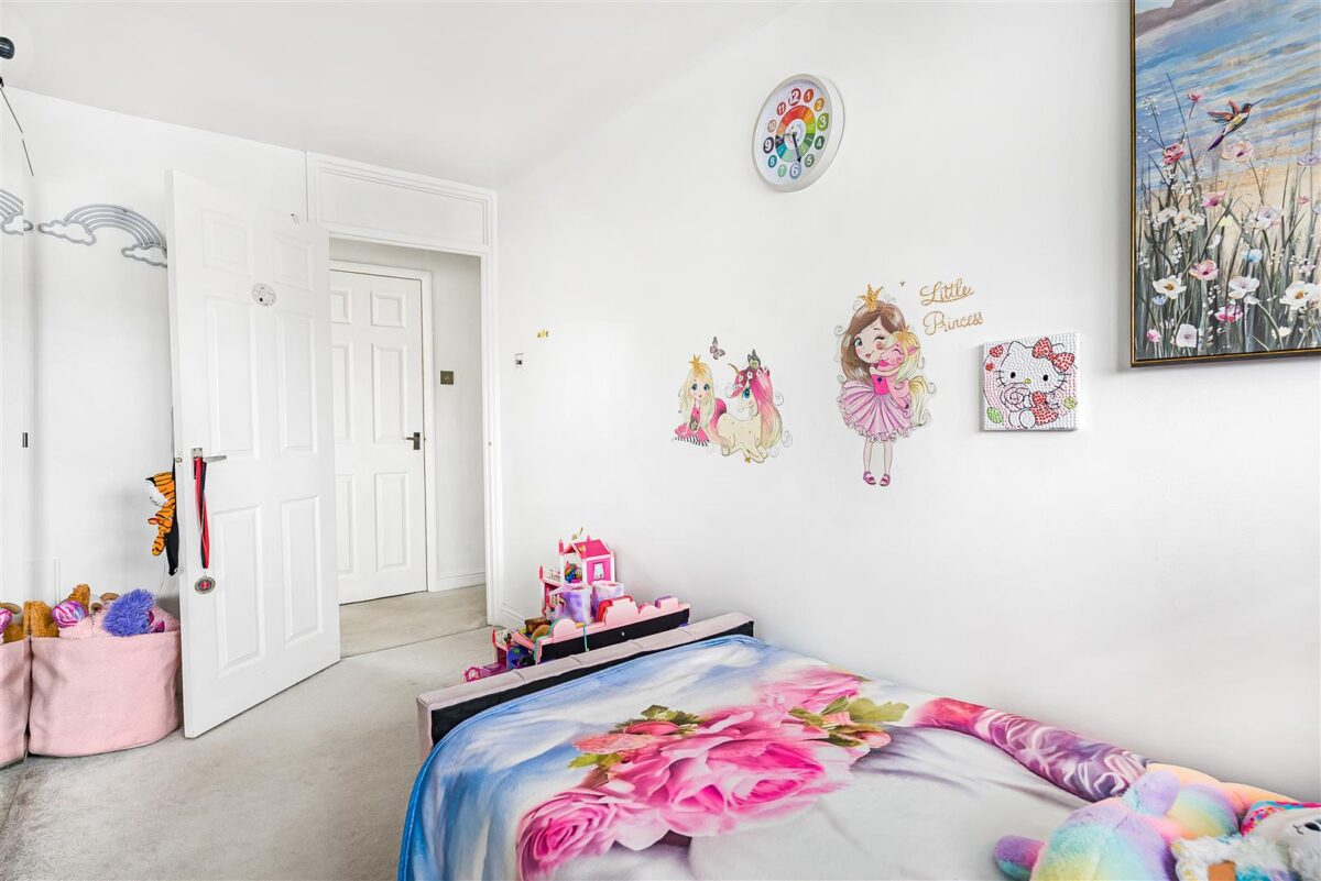 Sadlers Mead, Harlow