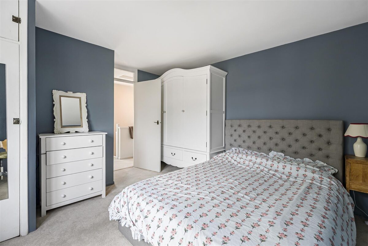 The Avenue, Hertford