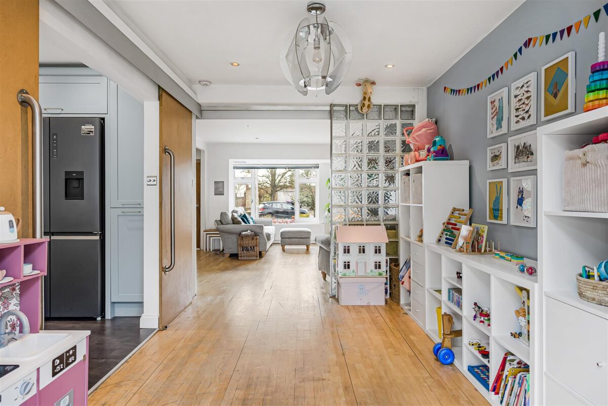 The Avenue, Hertford