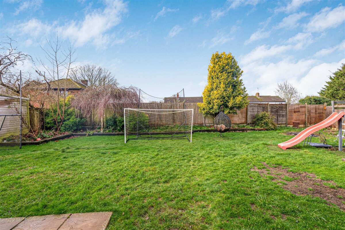 Wicklands Road, Hunsdon, Ware