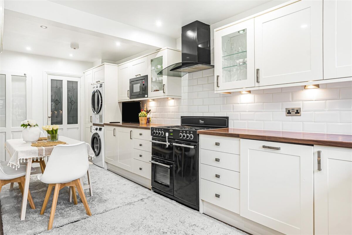 Sadlers Mead, Harlow