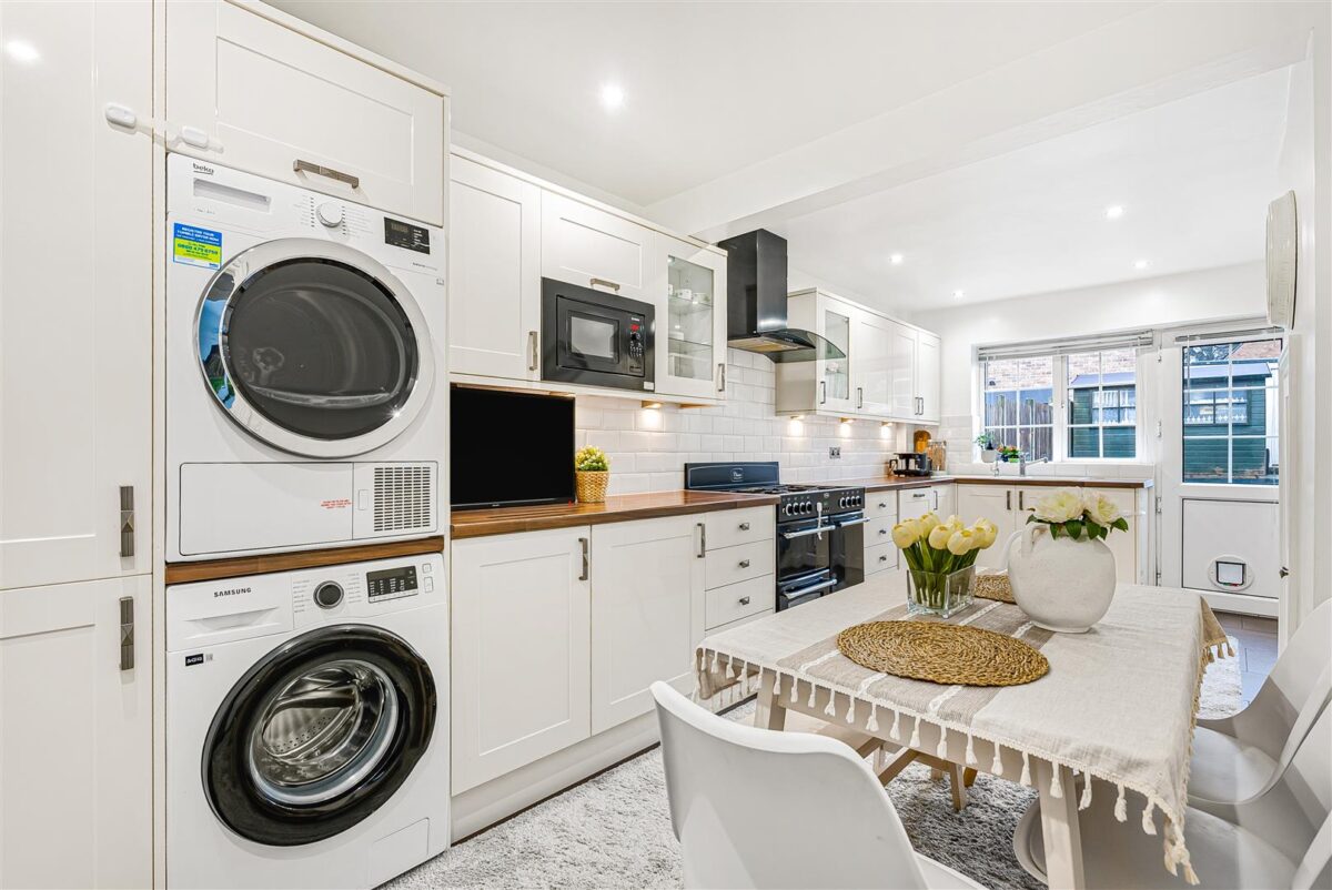 Sadlers Mead, Harlow