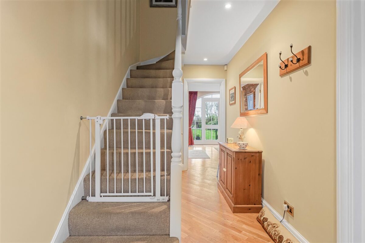 Brickendon Lane, Brickendon, Hertford