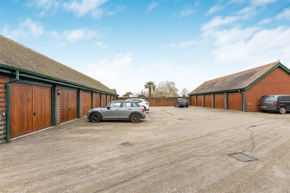 Brickendon Lane, Brickendon, Hertford