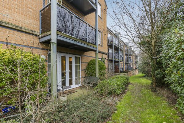 Constables Way, Hertford