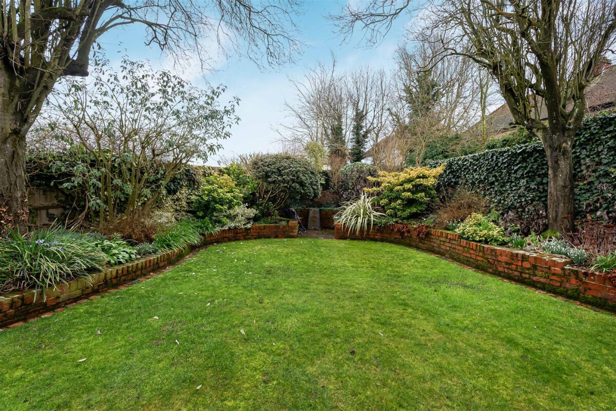 Friars Road, Braughing, Ware