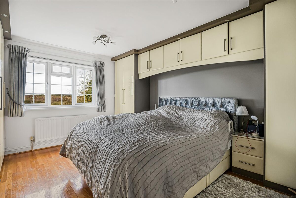 Bittern Close, Cheshunt, Waltham Cross