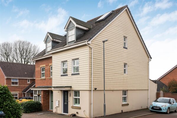 Olvega Drive, Buntingford