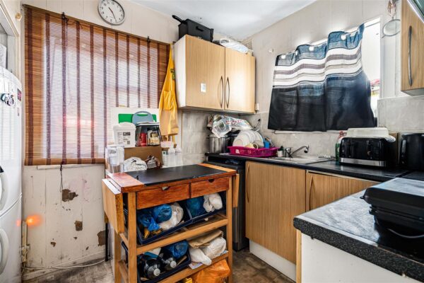 Manor Court, Enfield