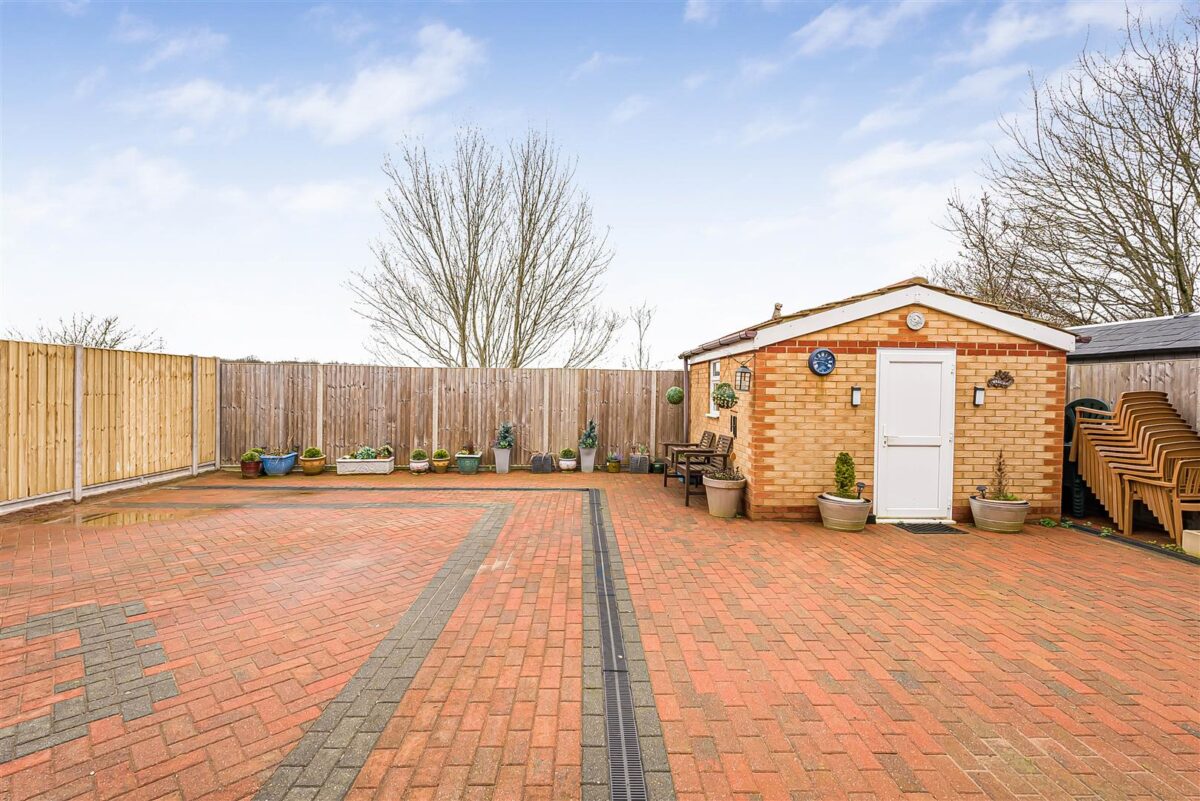 Bittern Close, Cheshunt, Waltham Cross